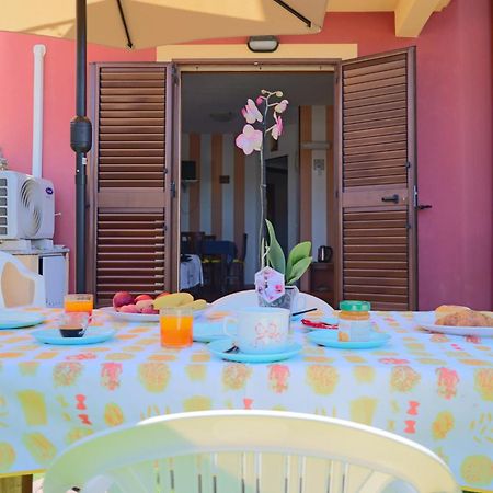Residence Olimpo Santa Teresa Gallura Eksteriør billede