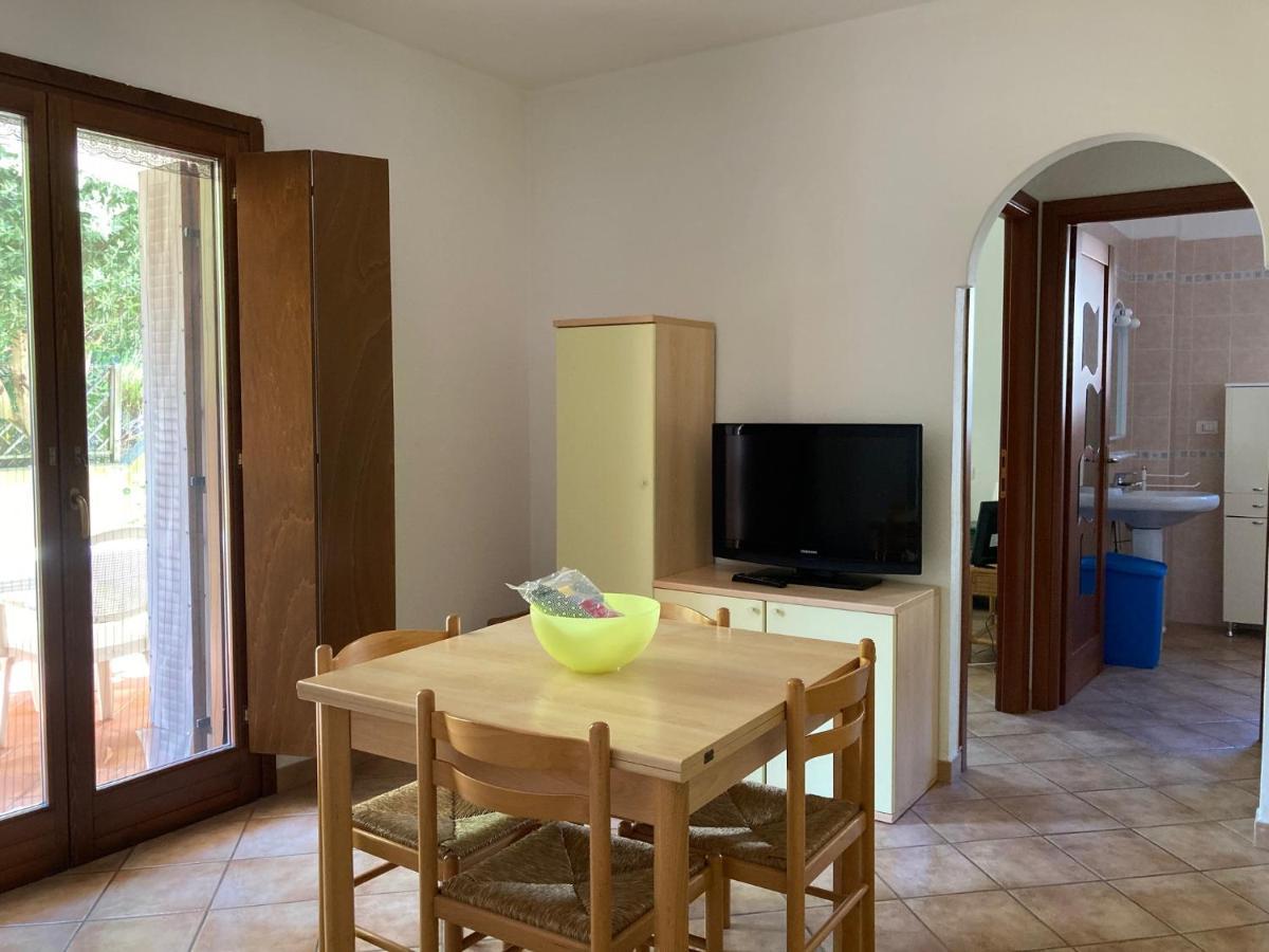Residence Olimpo Santa Teresa Gallura Eksteriør billede