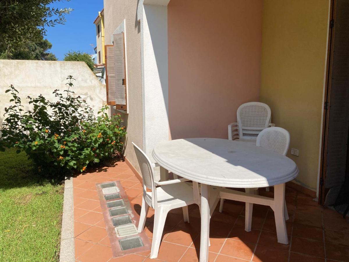 Residence Olimpo Santa Teresa Gallura Eksteriør billede
