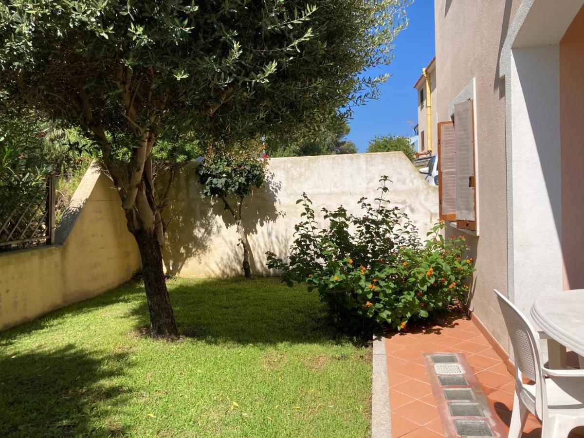 Residence Olimpo Santa Teresa Gallura Eksteriør billede