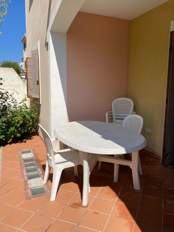 Residence Olimpo Santa Teresa Gallura Eksteriør billede