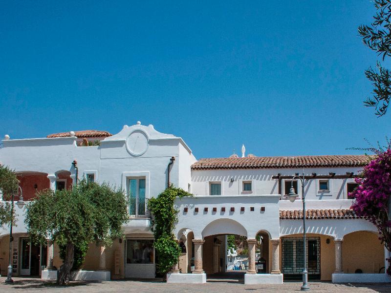 Residence Olimpo Santa Teresa Gallura Eksteriør billede
