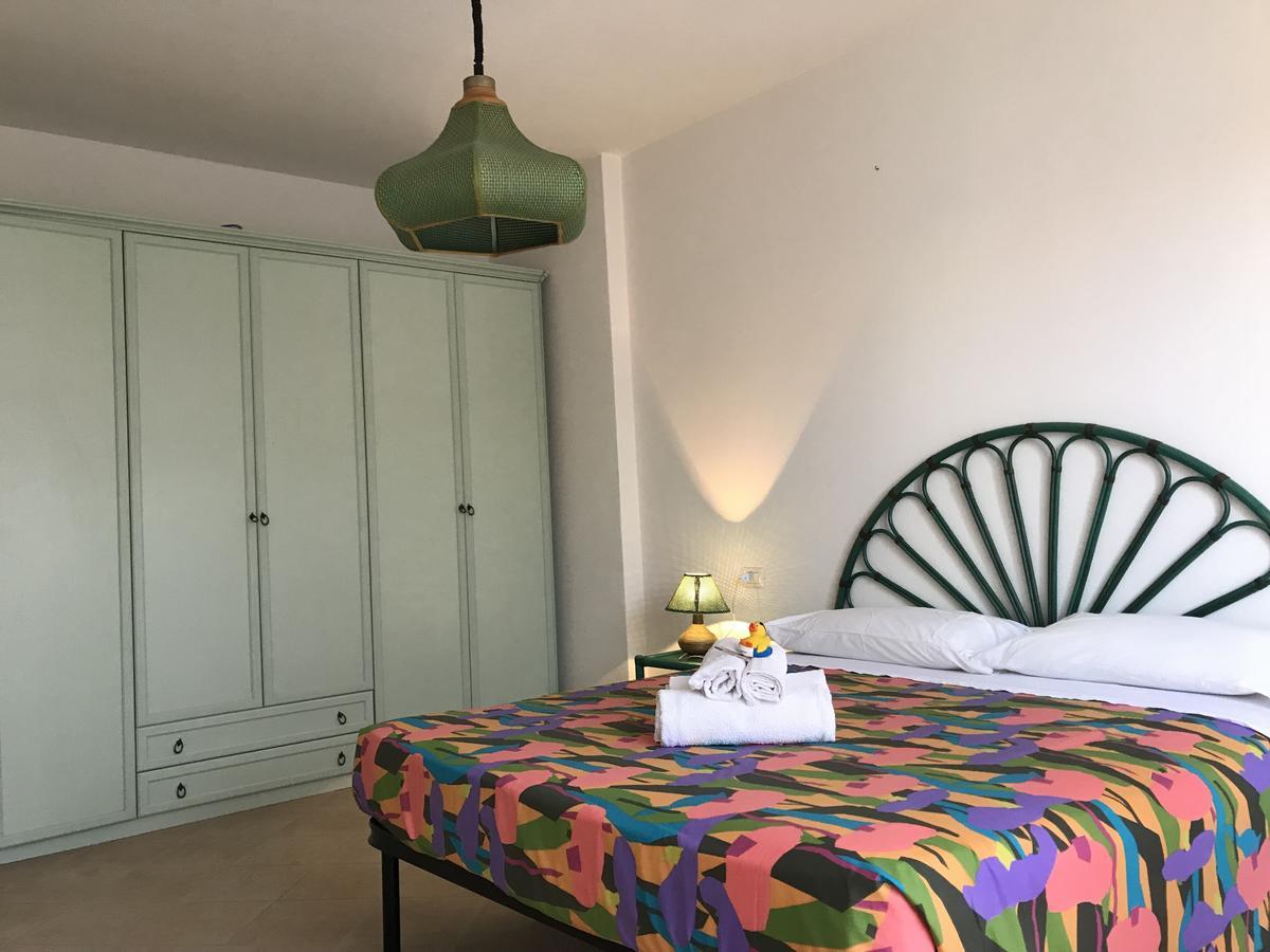 Residence Olimpo Santa Teresa Gallura Eksteriør billede